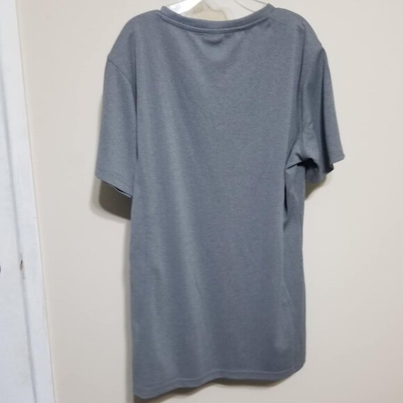 Stormtech NWT Grey Athletic Shirt Medium Top Fitted Activewear Sporty Dry - Picture 5 of 6